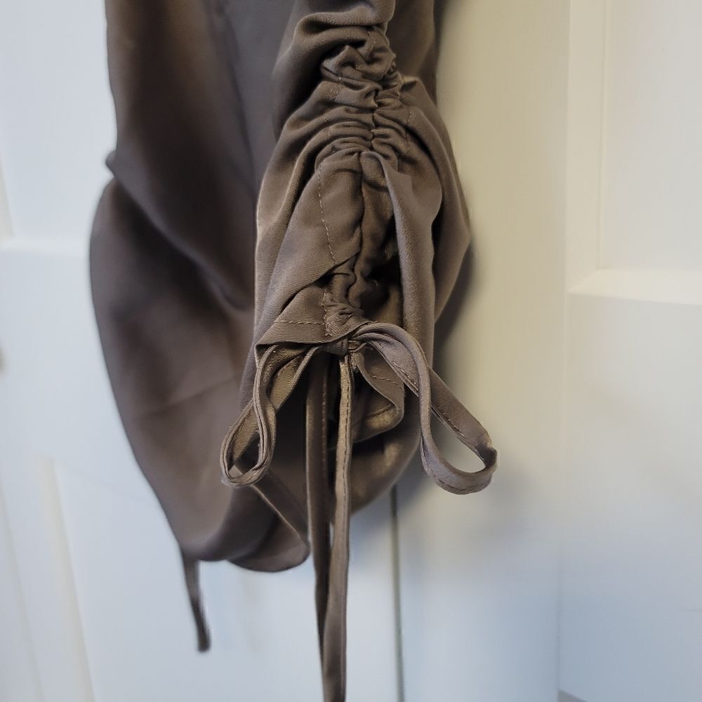 1. STATE drawstring top, xs - Picture 9 of 10